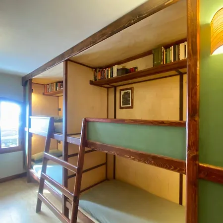 Shangri-la Travellers' Auberge de jeunesse *